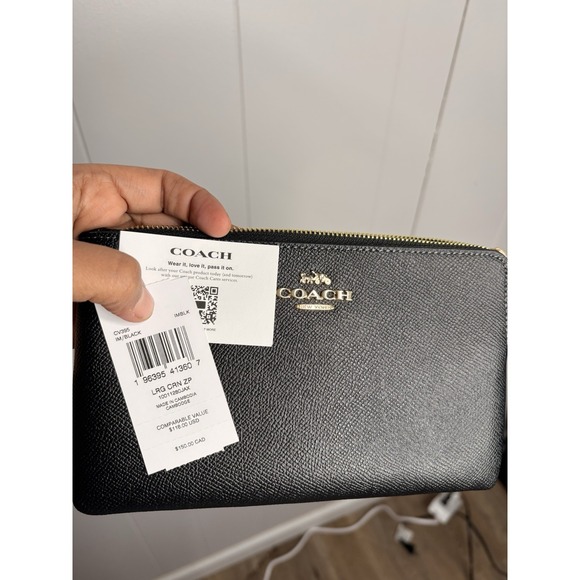 Coach Handbags - Coach Large Corner Zip Wristlet In Signature Canvas CV395 Gold/Black